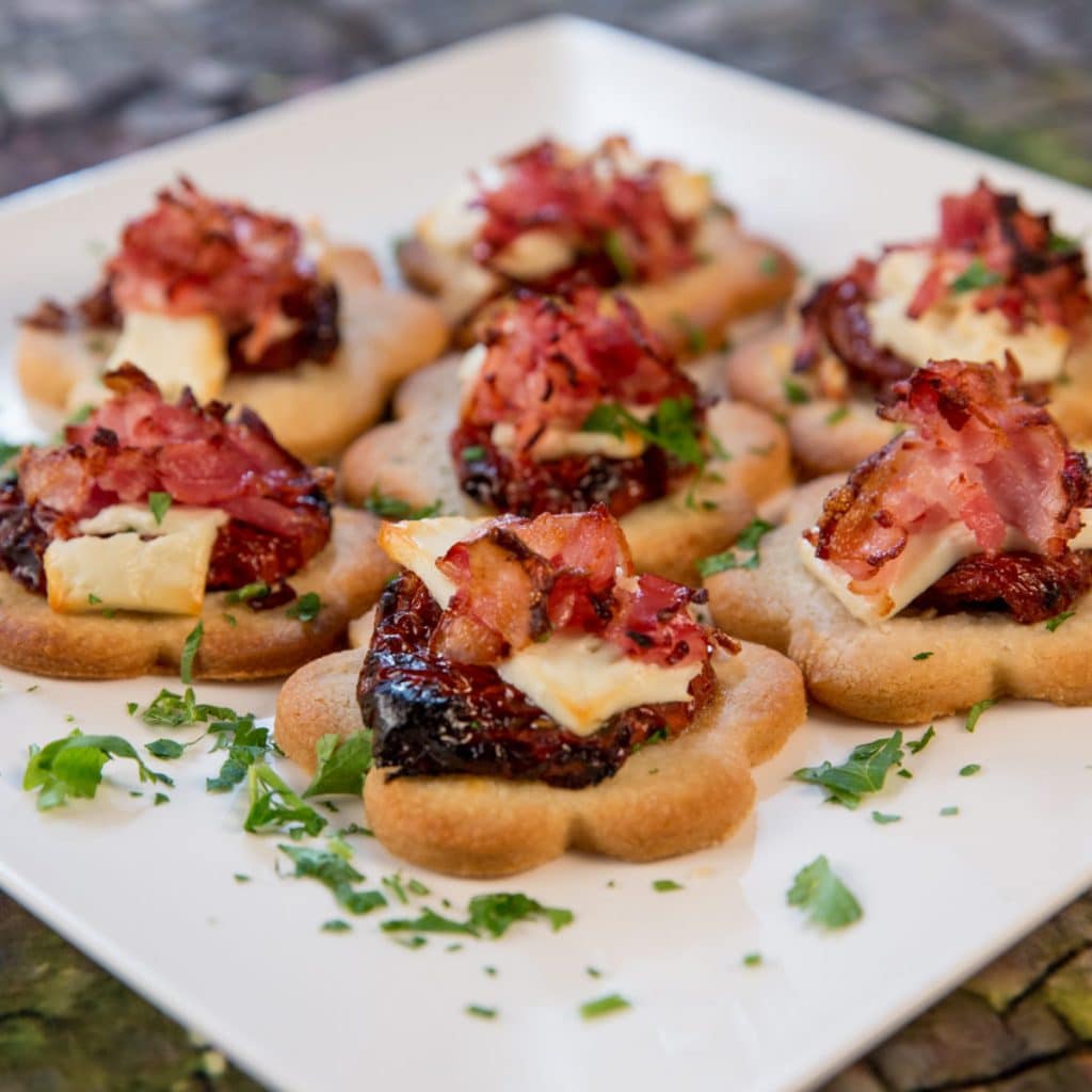 Bacon, Sundried Tomato & Feta Rolls 