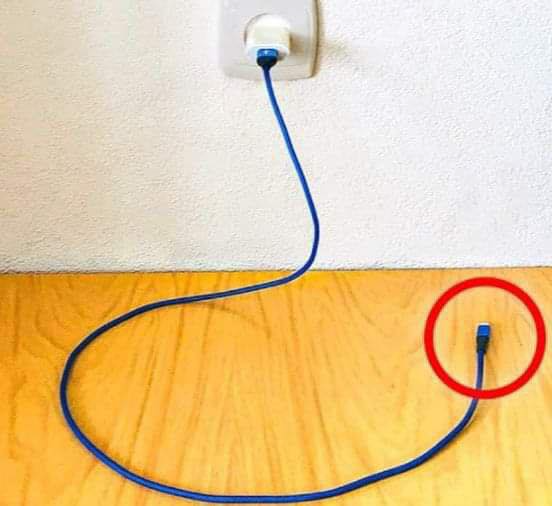 Never Leave A Charger In An Outlet Without Your Phone Here Are THREE Major Reasons4 1