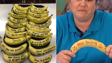 School cafeteria worker writes motivational messages on bananas