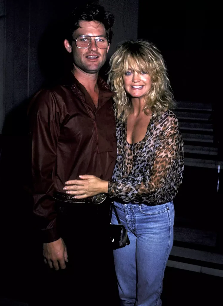 goldie hawn kurt russell 071423 4 f16204681e374ad8a10e2beefa50e890 747x1024 1