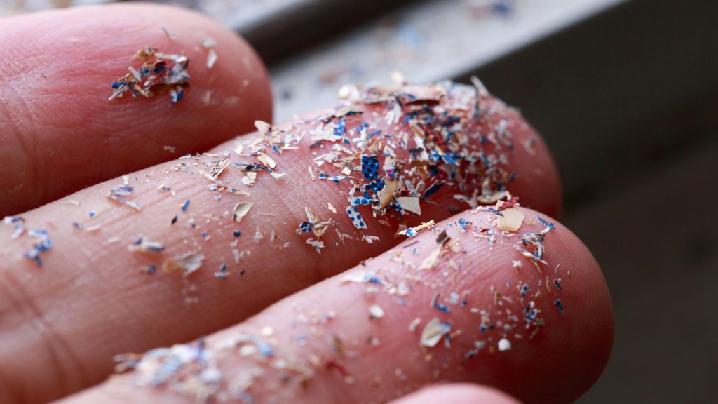 skynews microplastics hand 5718023 1024x576 1