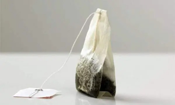 amazing ways reuse old teabags 0