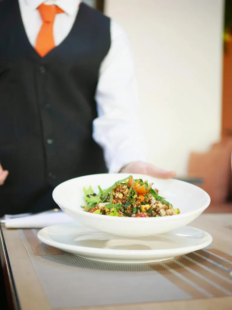 My In-Laws Left My Mom at a Restaurant to Avoid Paying the Bill – Too Bad My Mom Had a Plan of Her Own 6 43 6
