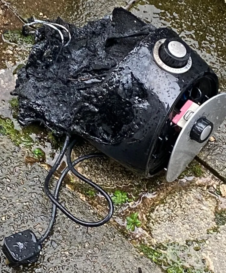 Before bedtime, make sure to unplug this one kitchen appliance, it could prevent a potential fire! 3 download 10 2
