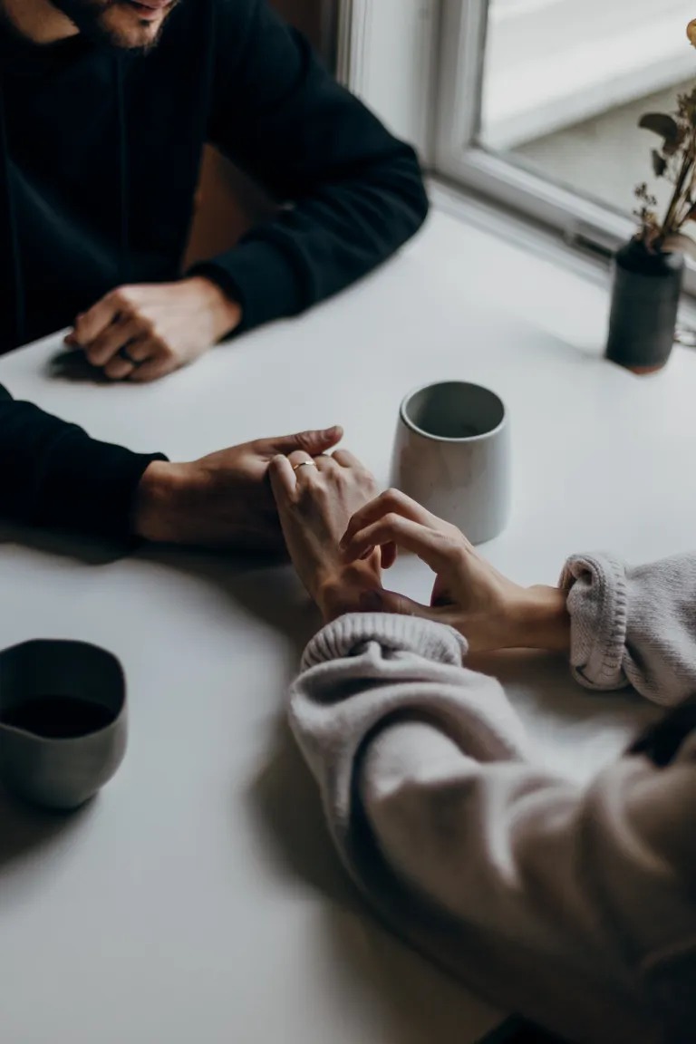 After Marrying, My Wife Became Too Secretive, So One Day I Decided to Follow Her 5 download 7