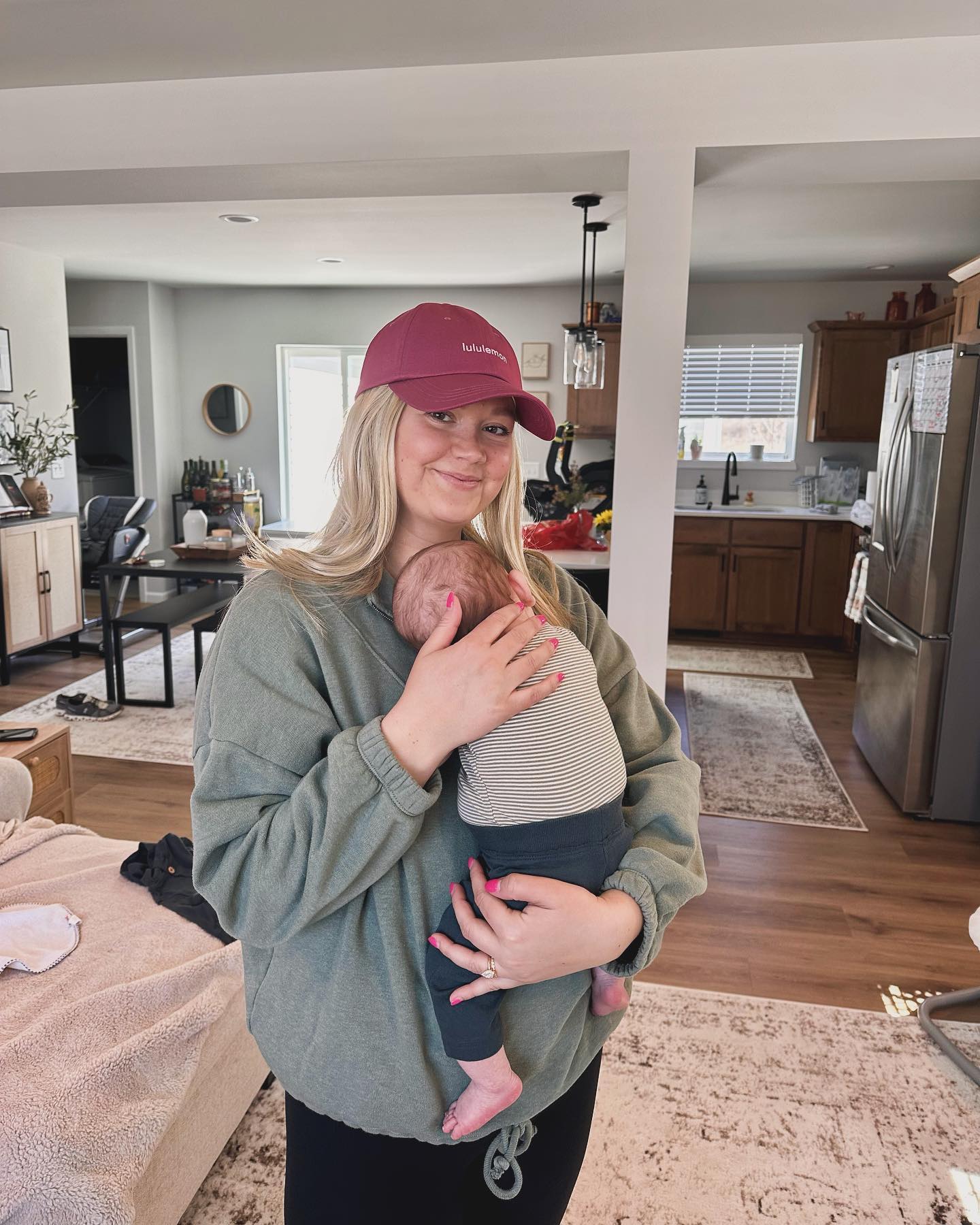 A Woman Was Thrilled to Become a Mom, but 9 Days After Giving Birth, Doctors Diagnosed Her with a Rare C-ancer 8 fed9cce5 6a7f 4e02 9a84 6050ec93ac8d