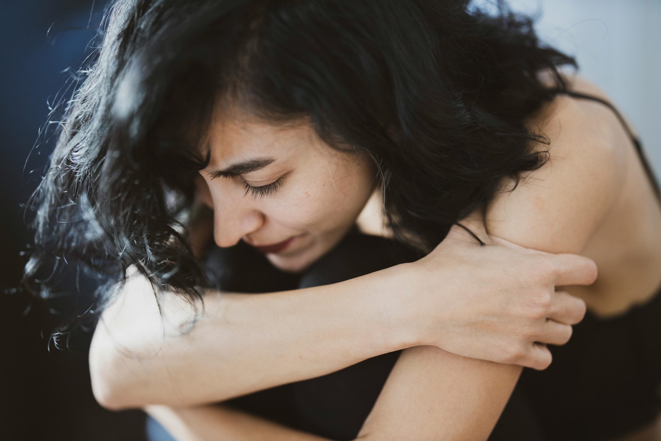 My mother abandoned me at a stranger’s doorstep – 25 years later, she came to work as my housekeeper 3 pexels enginakyurt 3356489 scaled
