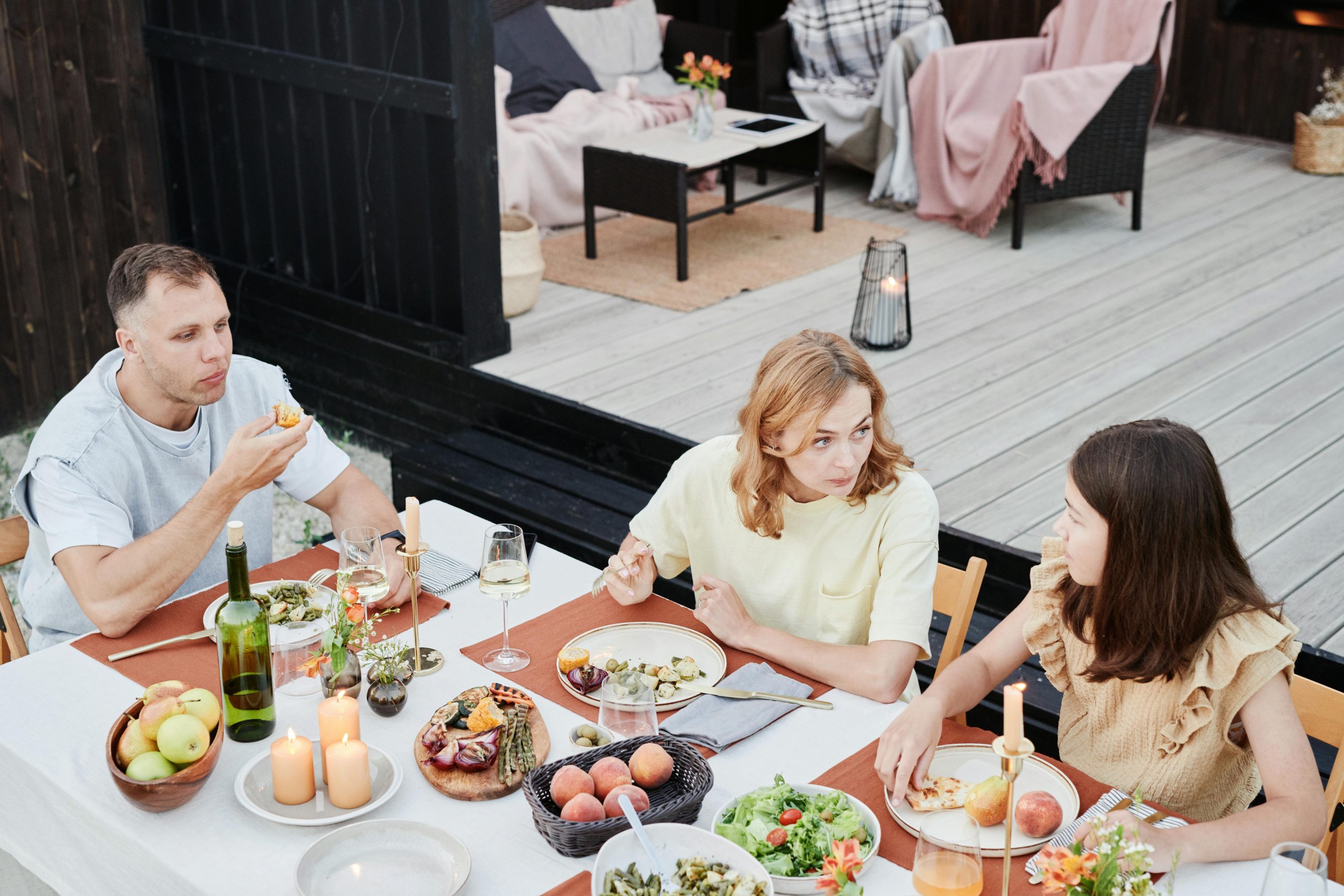 "I'm not a restaurant, and this is not a buffet," the hostess gave a stern reply to the guests 5 pexels julia m cameron 8841611 scaled