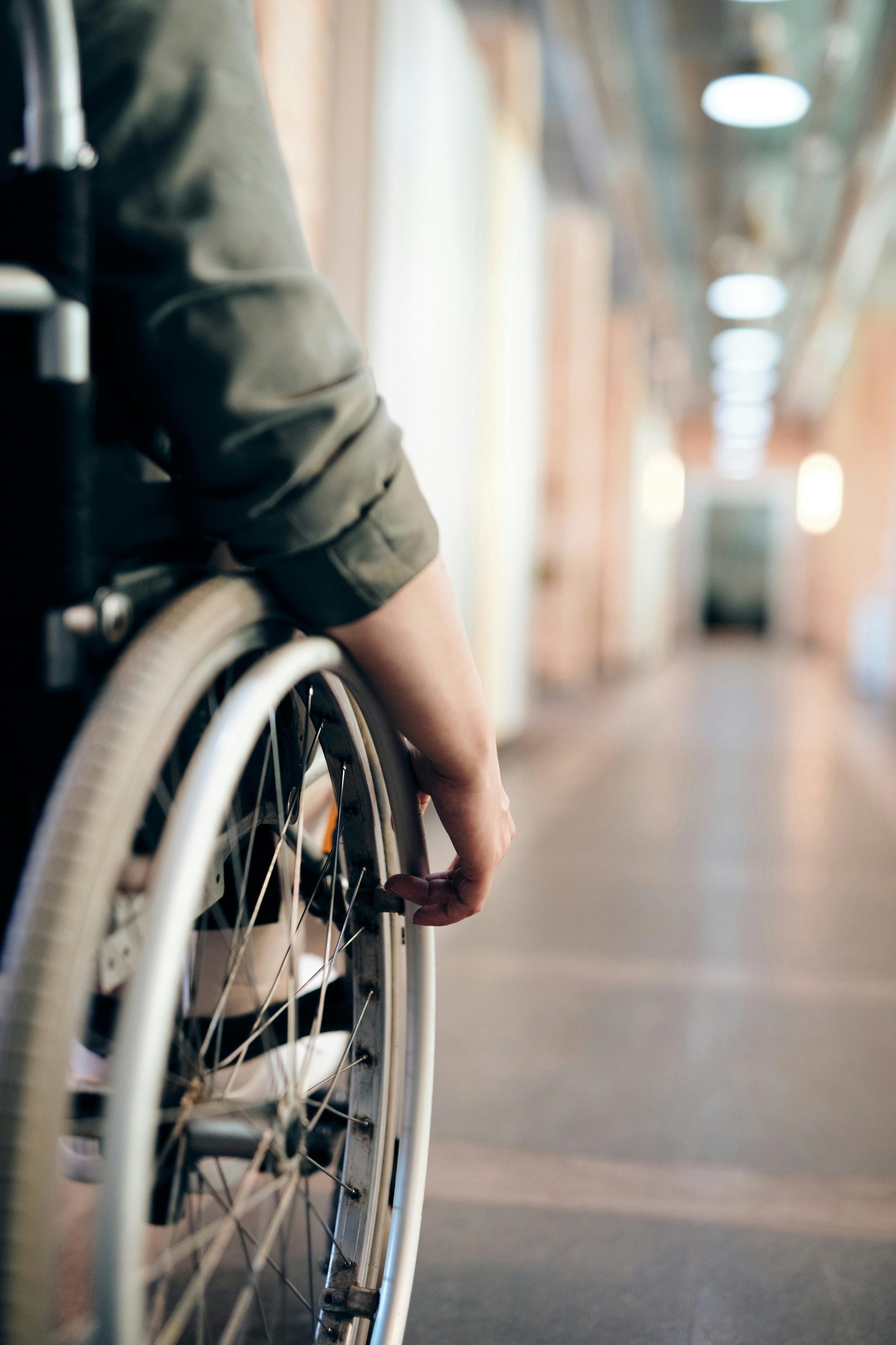 She married a man with a disability, but a big surprise awaited her at the wedding 2 pexels marcus aurelius 4064229 scaled