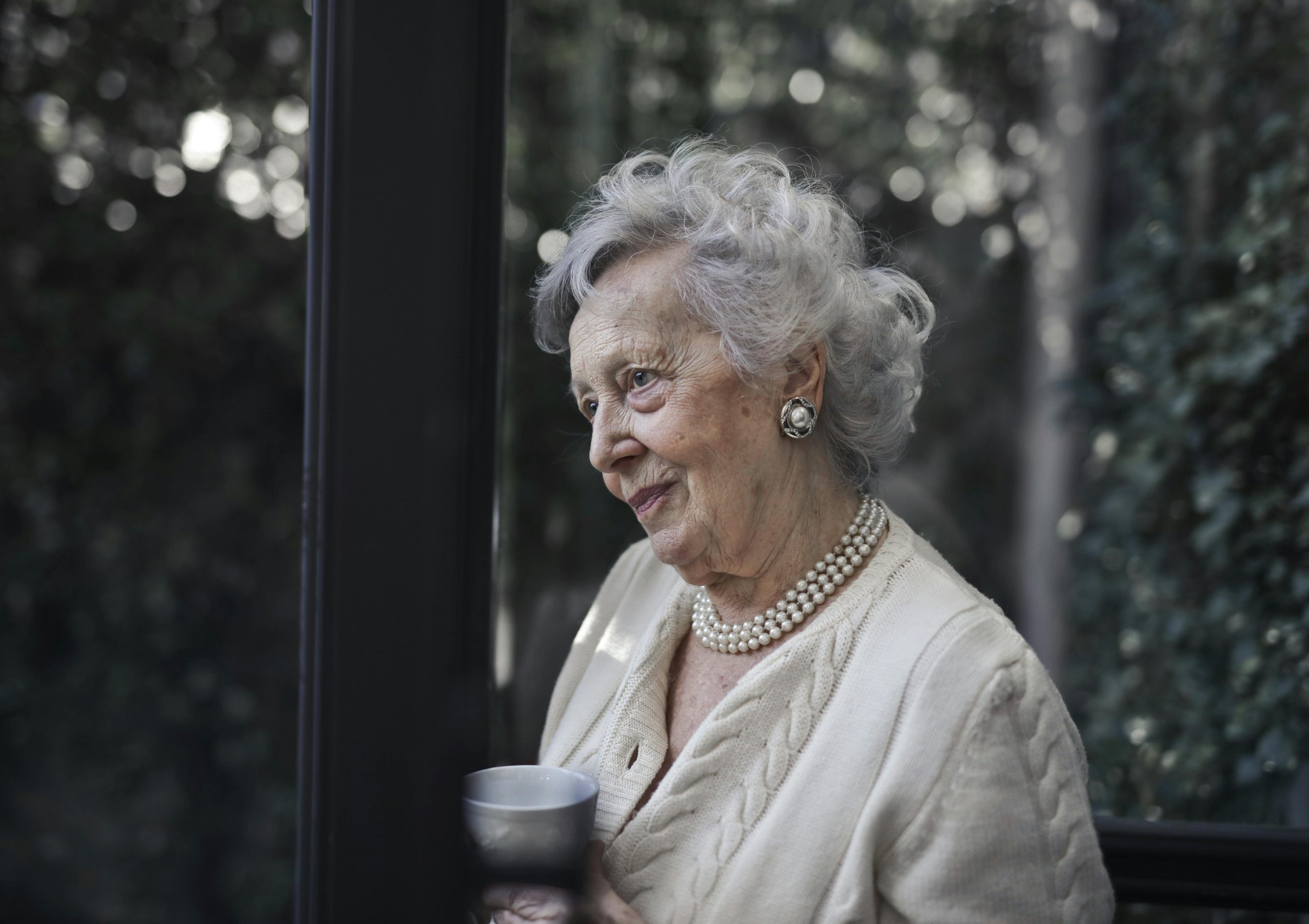 I Took My 89-Year-Old Great-Grandma to Prom—And She Stole the Show 1 pexels olly 3768117 scaled