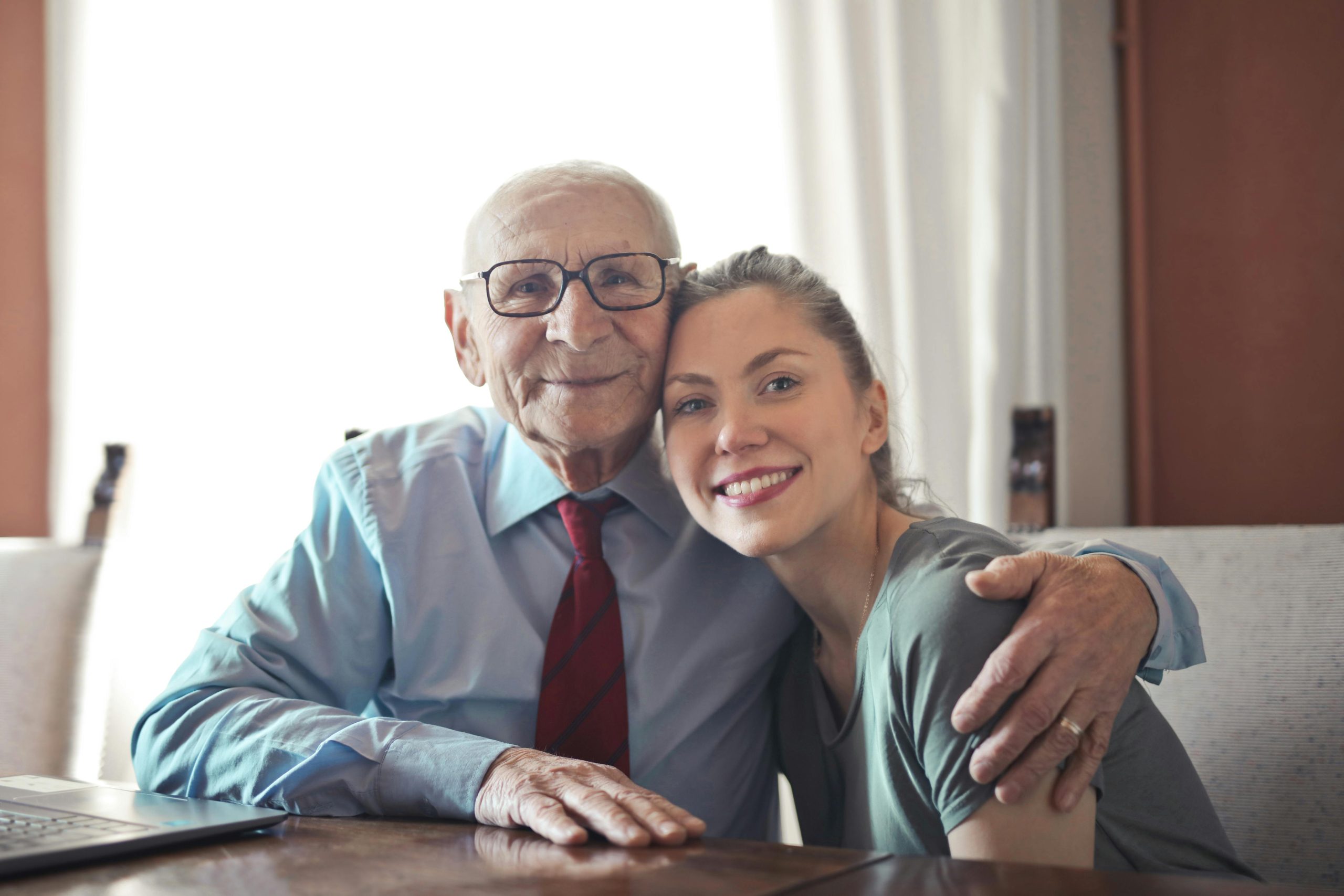 He Lost Everything—But He Refused To Let Go Of Her 5 pexels olly 3823497 scaled