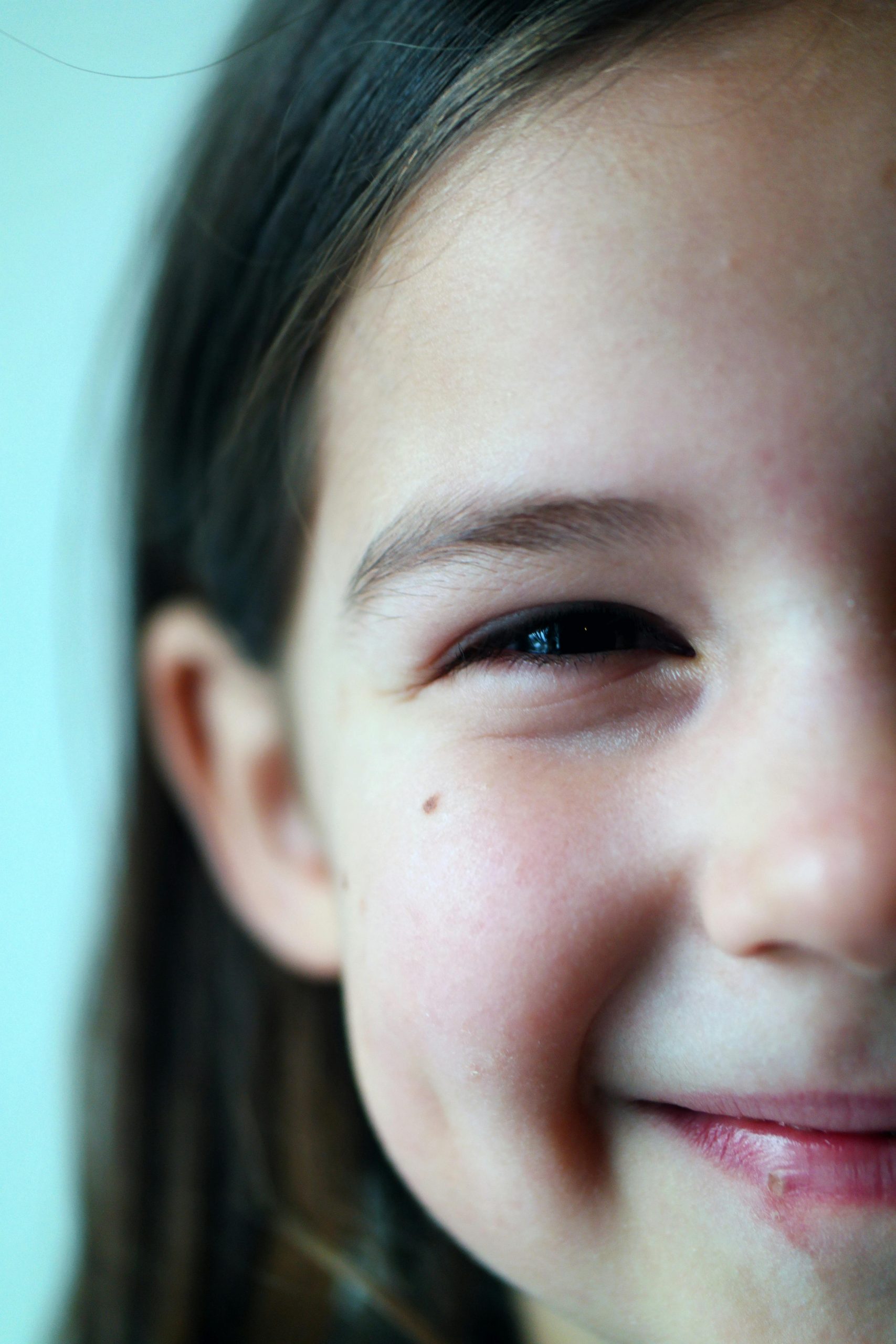 Her classmates teased her about hiding her lunch but her bag was keeping a very different secret 7 pexels pixabay 277149 scaled