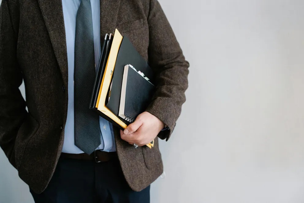 My Fiancé's Family Demanded I Sign an Unfair Prenup – So I Made Sure They Paid the Price 4 r555 2